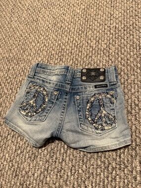 Miss Me denim shorts embellished peace sign pockets